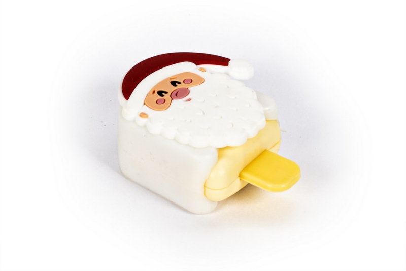 LIp Gloss Tri-Coastal Ice cream Santa