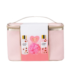 Σετ περιποίησης σώματος Tri-Coastal νεσεσέρ με bodywash, body lotion, baτh bomb και σφουγγάρι