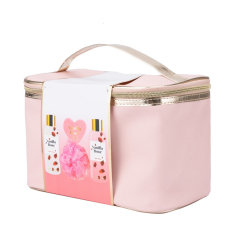 Σετ περιποίησης σώματος Tri-Coastal νεσεσέρ με bodywash, body lotion, baτh bomb και σφουγγάρι